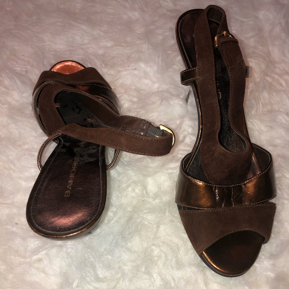 Metallic Heels - Picture 2 of 4
